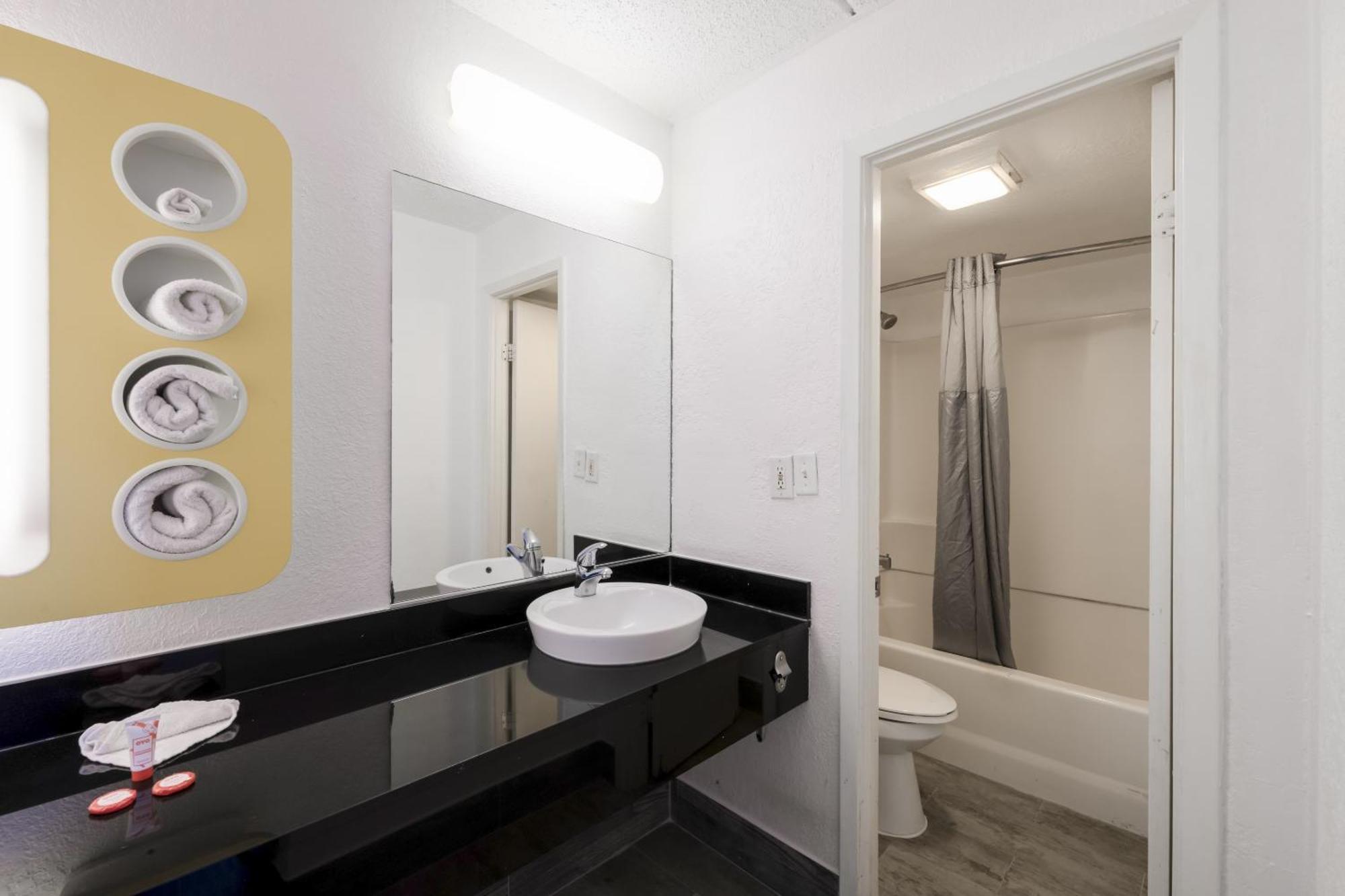 Oyo Hotel Houston Katy Freeway Εξωτερικό φωτογραφία